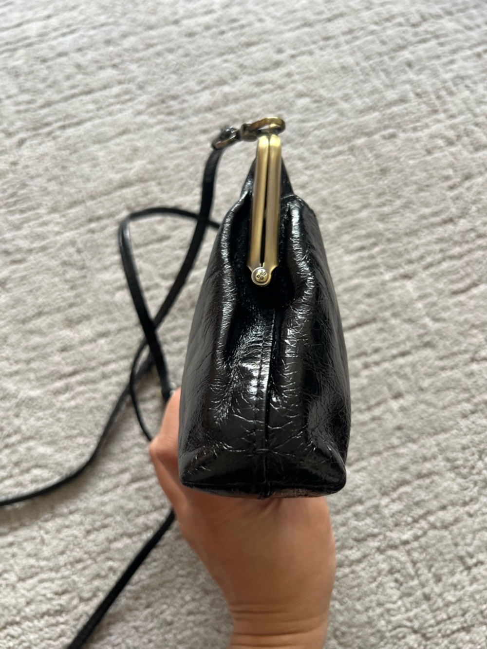 HOBO Kisslock Mini Bag with Crossbody Convertible Strap - Picture 3 of 13